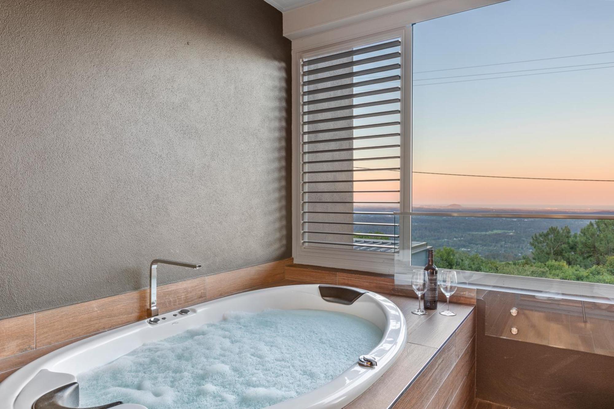 Altitude On Montville Quarto foto A whirlpool bathtub
