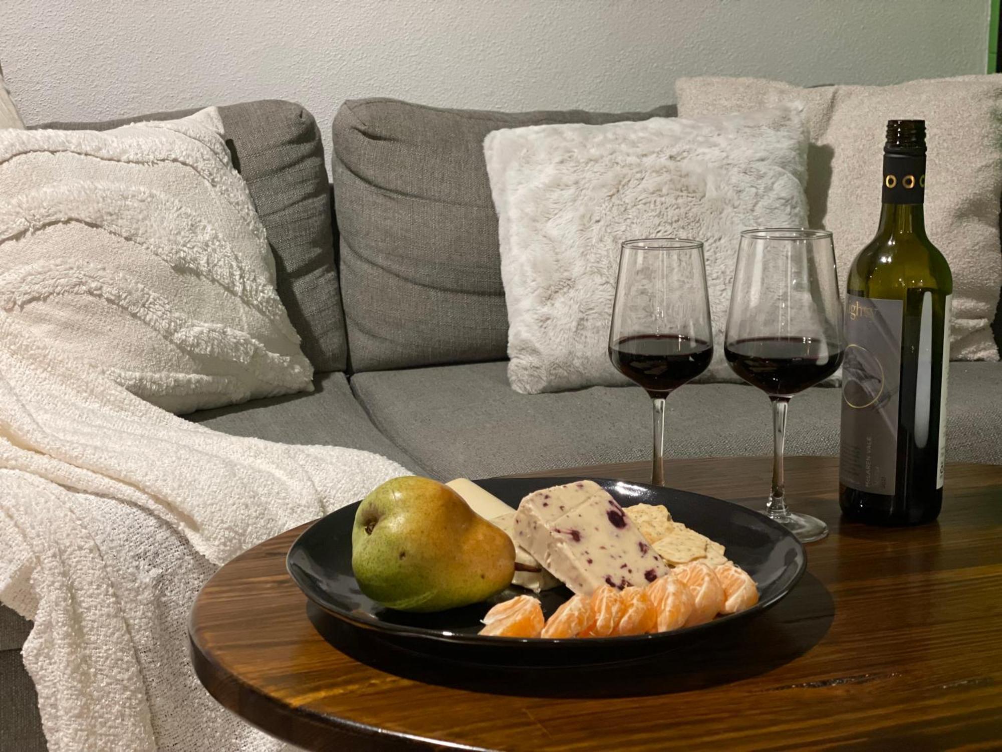 Altitude On Montville Quarto foto A wine and cheese pairing