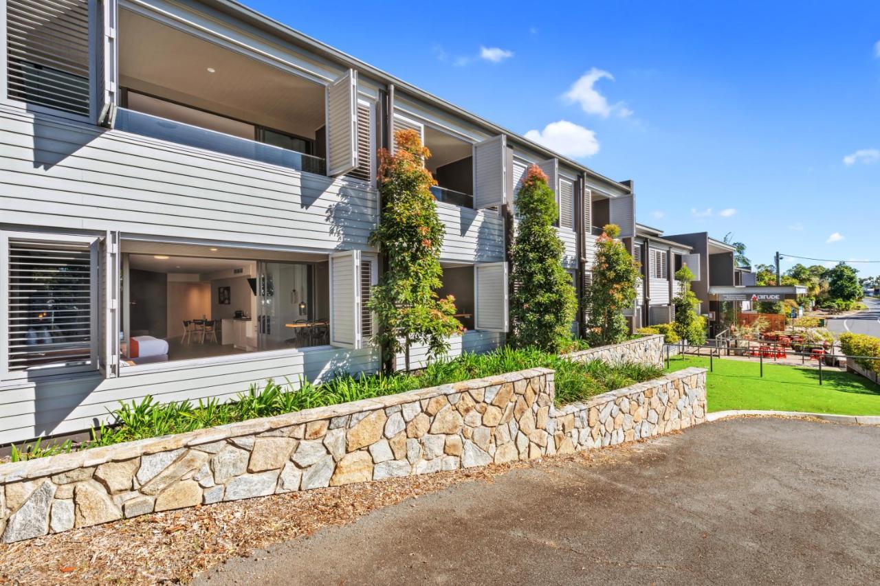 Altitude On Montville Exterior foto Modern apartments in the suburb